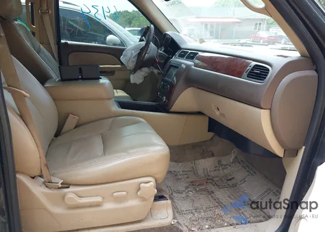 2011 Chevrolet Tahoe Lt z USA, uszkodzony, nr VIN 1GNSKBE05BR135651